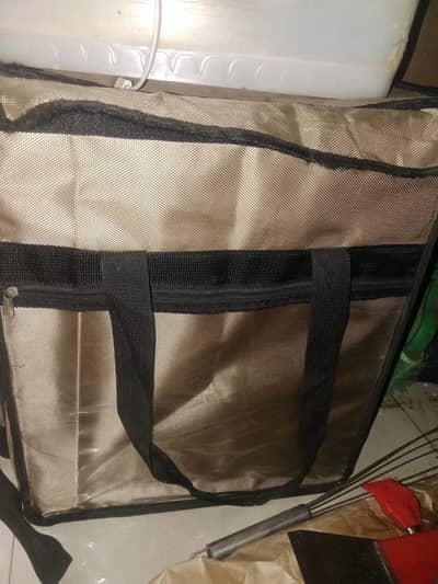 Silander and pizza bag