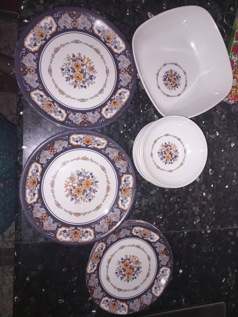Dinner set 0