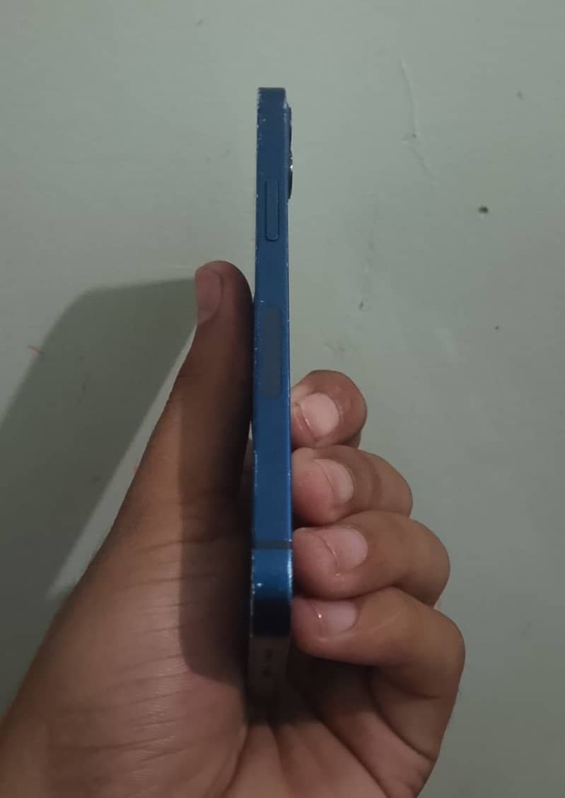 Apple iPhone 12 mini 3