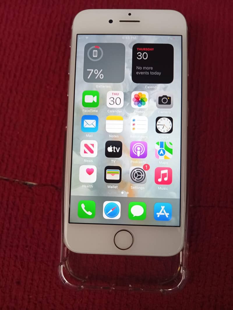 Apple iPhone 7 1