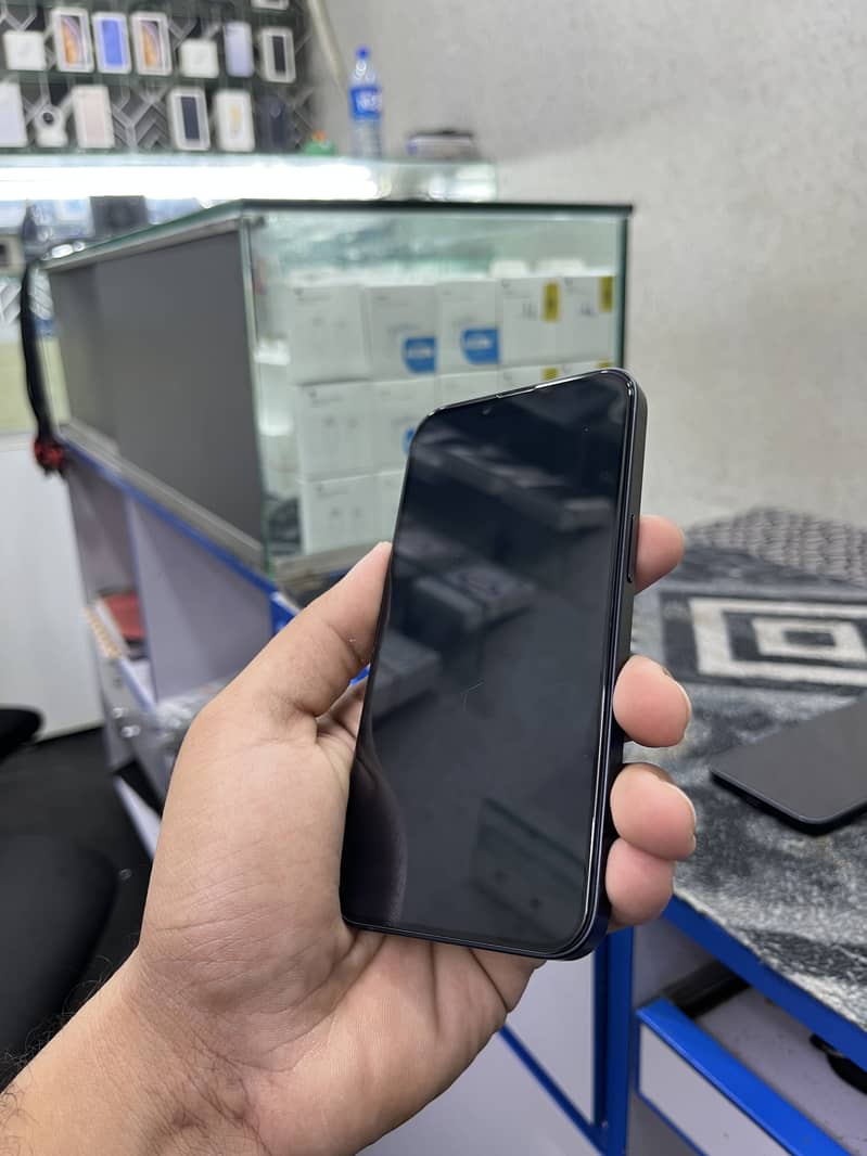 Apple iPhone 14 1