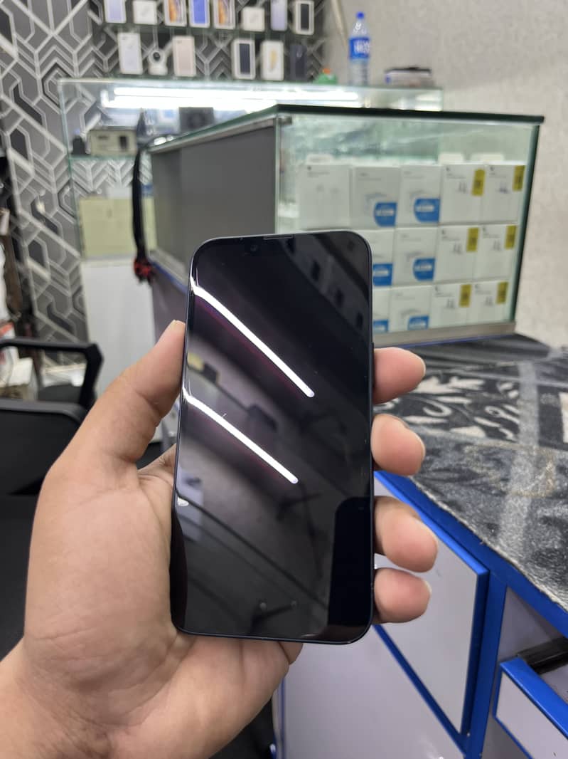 Apple iPhone 14 2