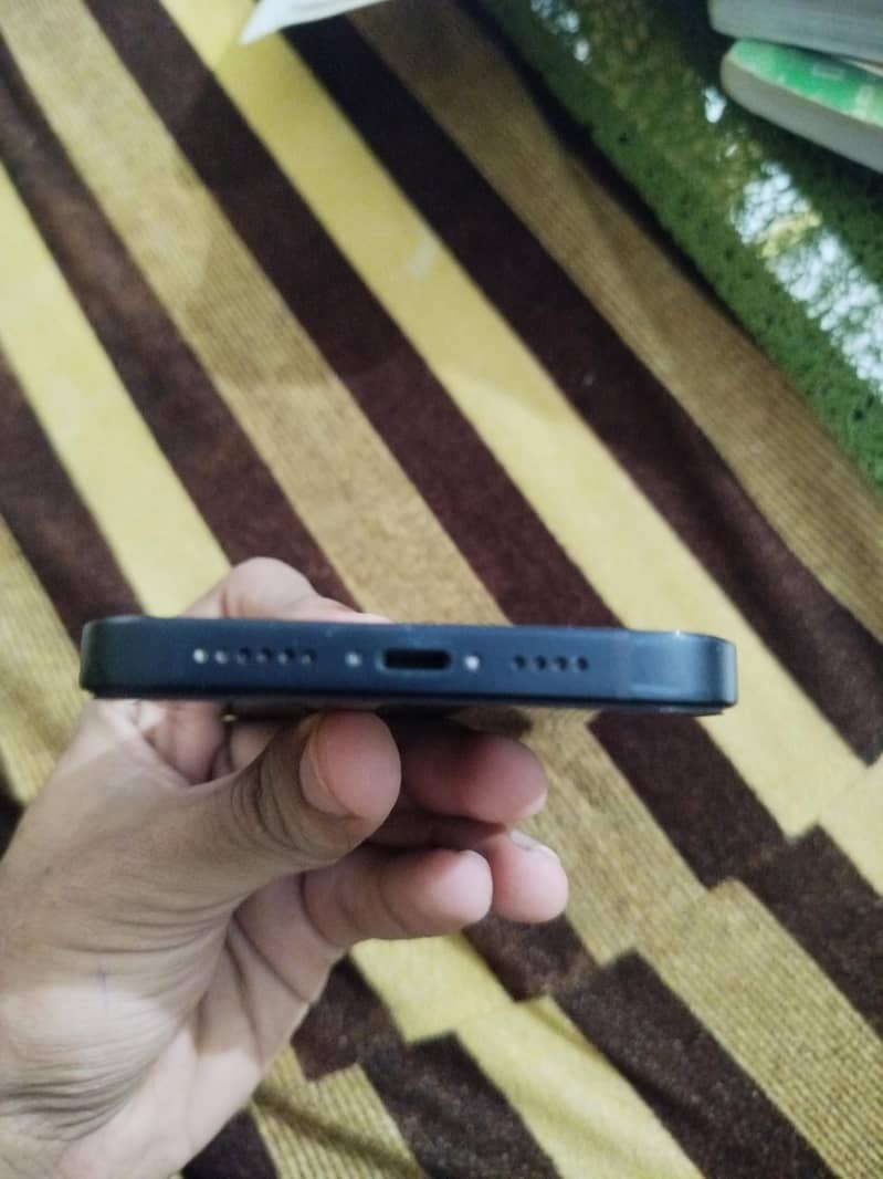 Apple iPhone 14 plus 4