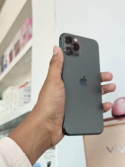 Apple iPhone 11 Pro Jv good condition Battery health 72