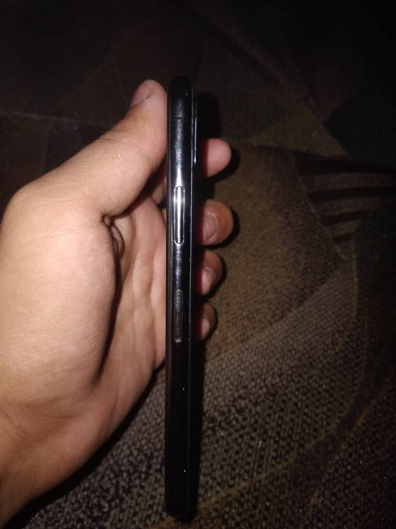 Apple iPhone X 3