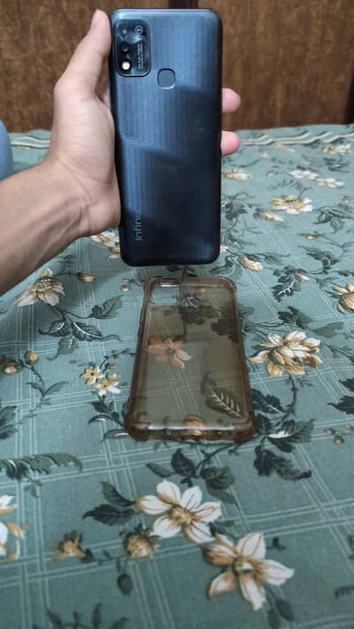 Infinix Hot 11 Play