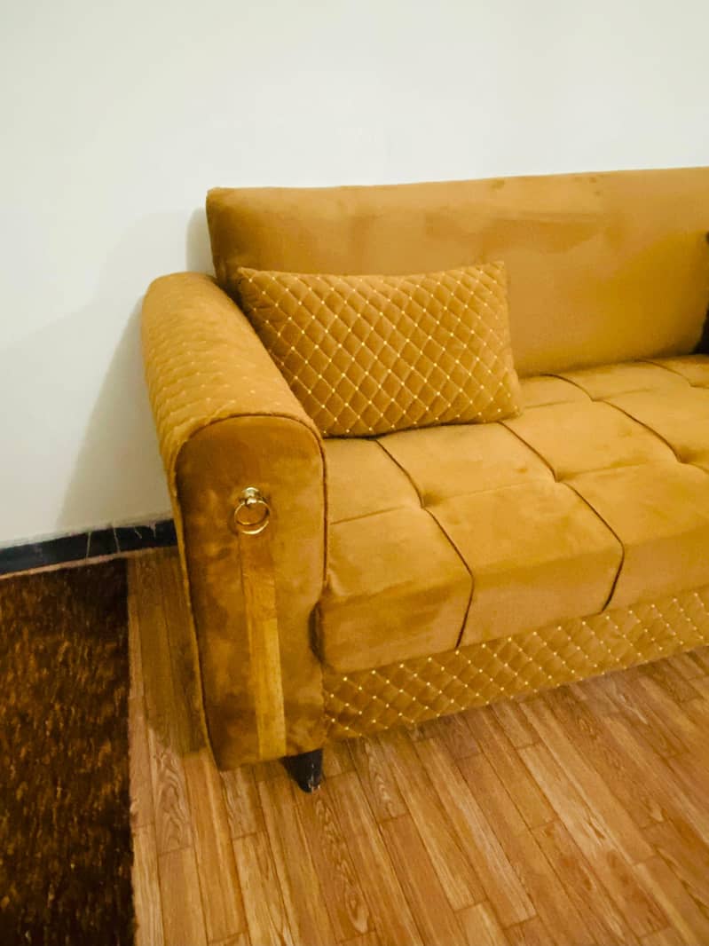 5 Seater Sofa 2