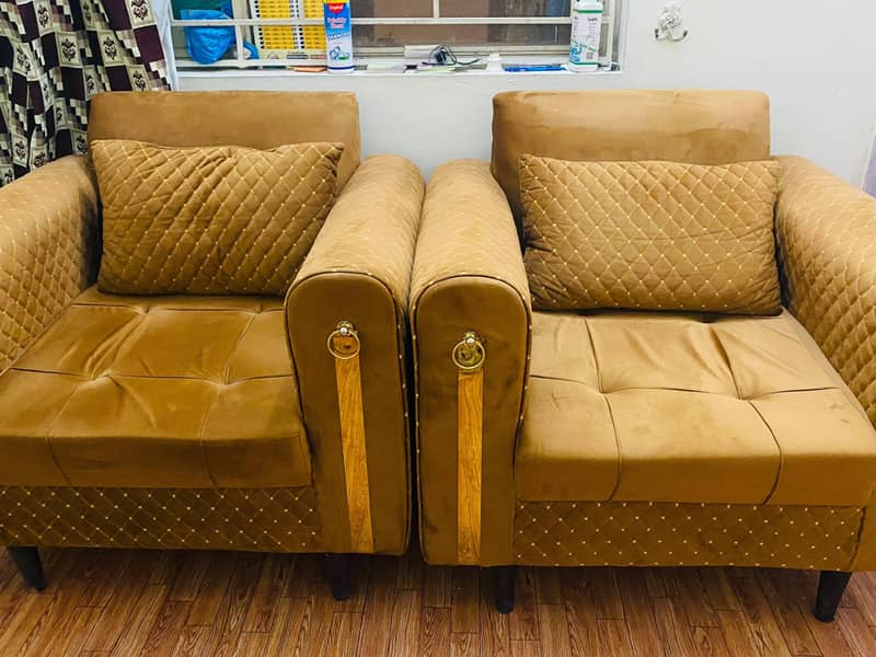 5 Seater Sofa 3