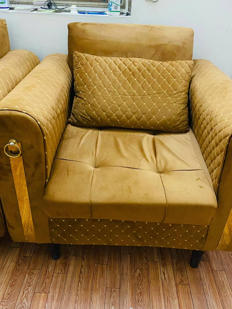 5 Seater Sofa 4