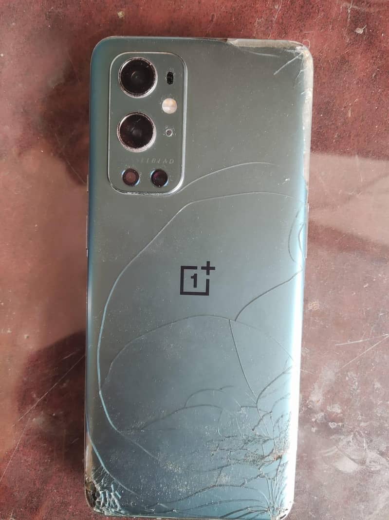 One Plus 9 Pro 4