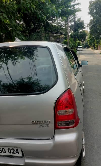 Suzuki Alto 2010 Power Staring