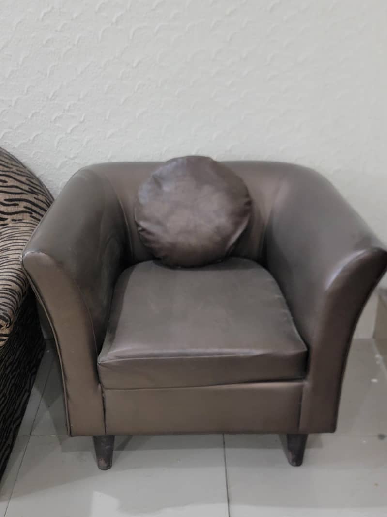 sofas and chairs 4