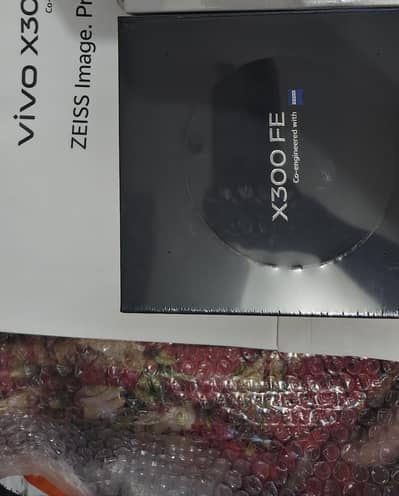 Vivo X300 fe box pack