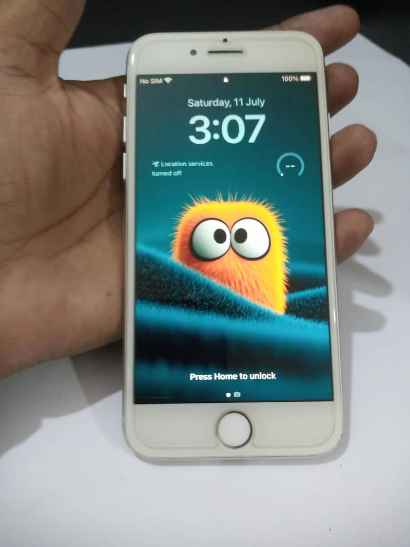 Apple iPhone 8 0