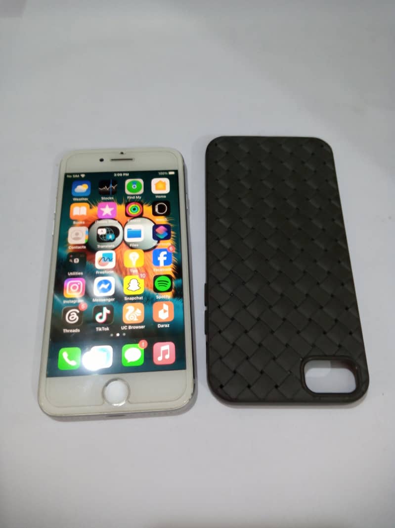 Apple iPhone 8 2