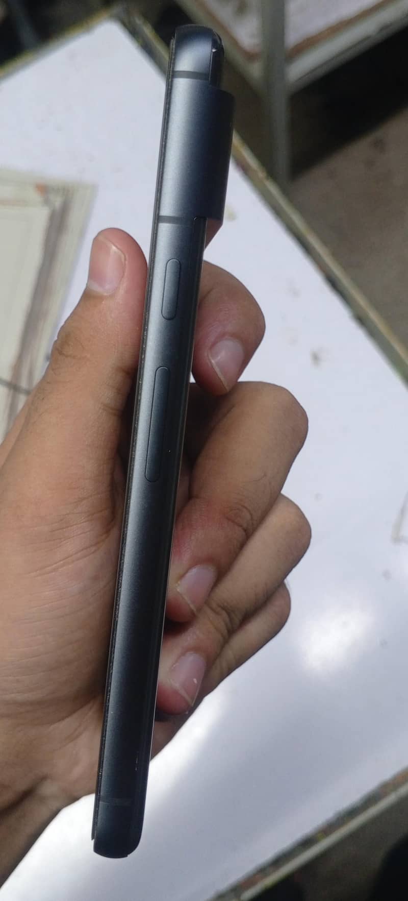 Google pixel 8 5