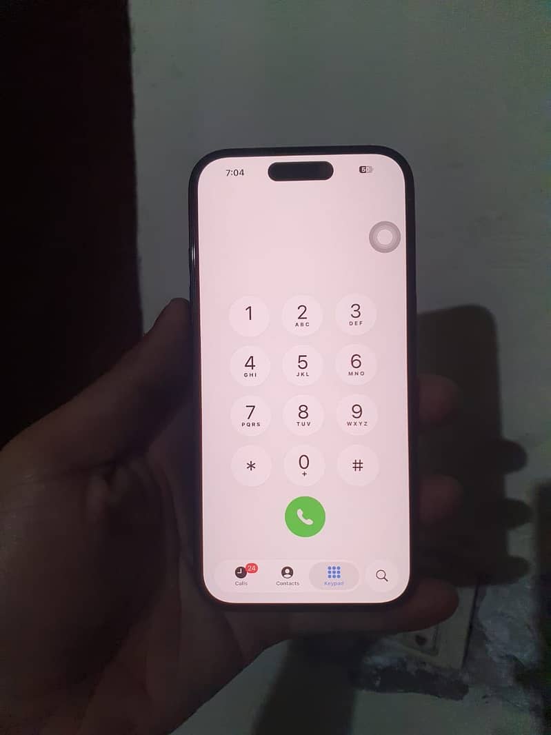 Apple iPhone 16 2