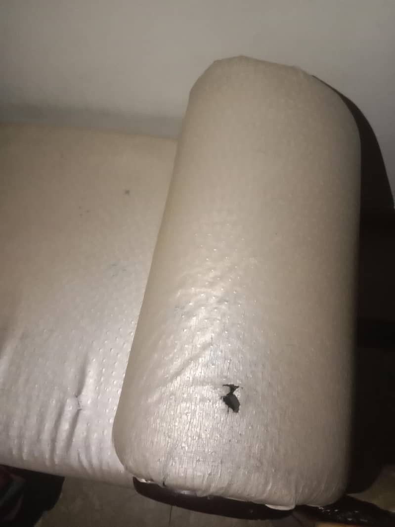 dewan good condition 8
