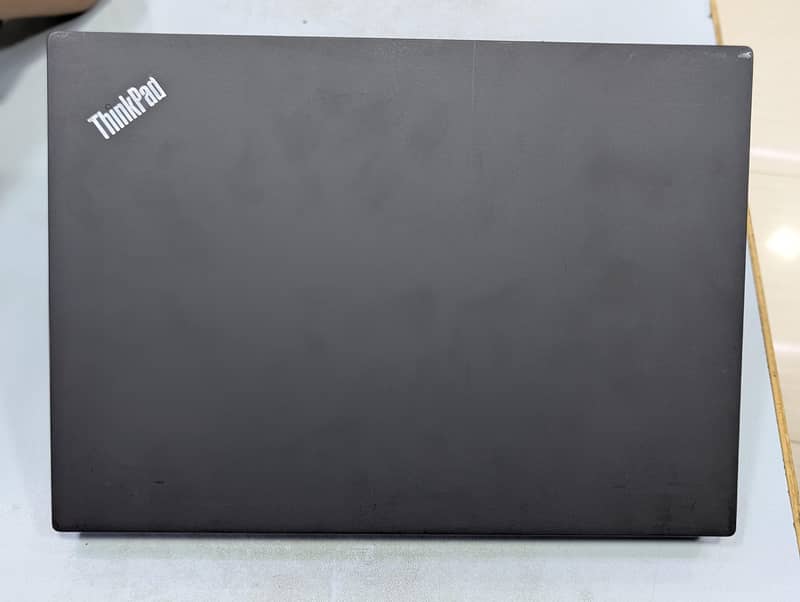 Lenovo E14 6