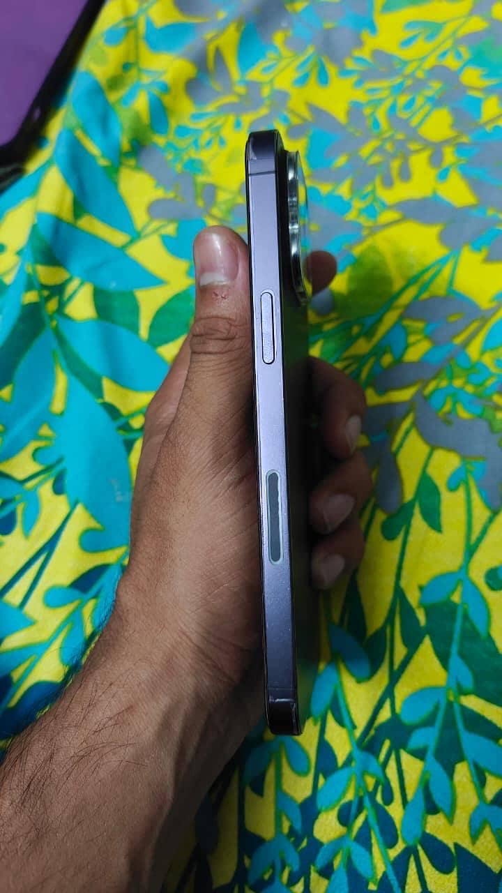 Iphone 14 pro max 1