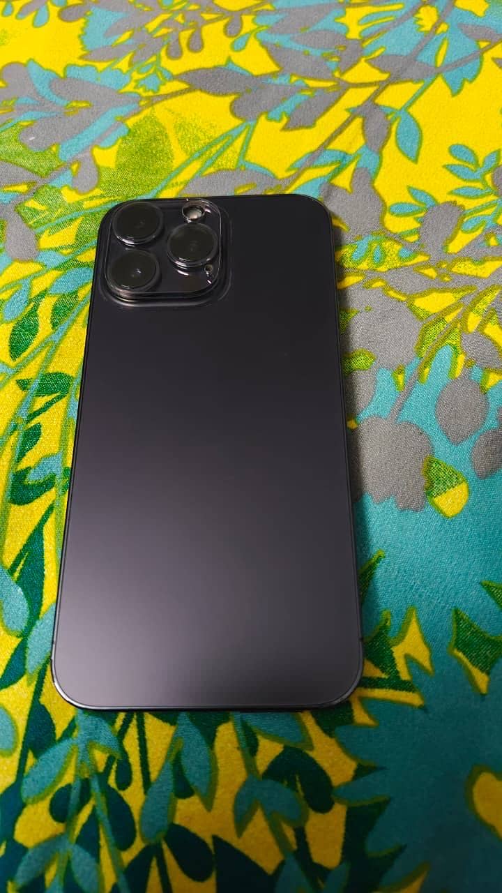 Iphone 14 pro max 3