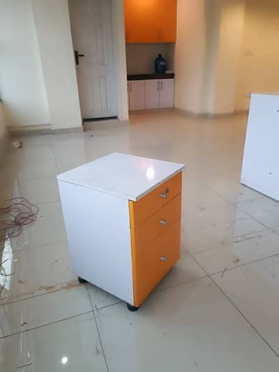 3-Drawer Mobile Pedestal Cabinet with Lock – Office Storage