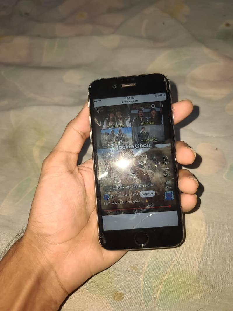Apple iPhone 6 2