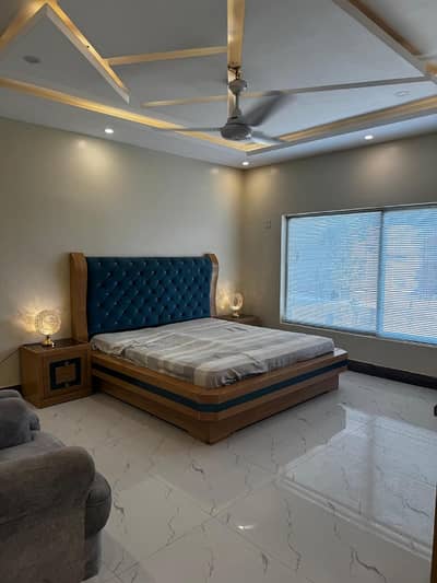 See View Furnished One Big Bed & Lounge