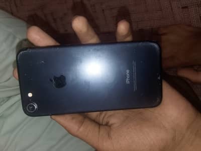 Apple iPhone 7