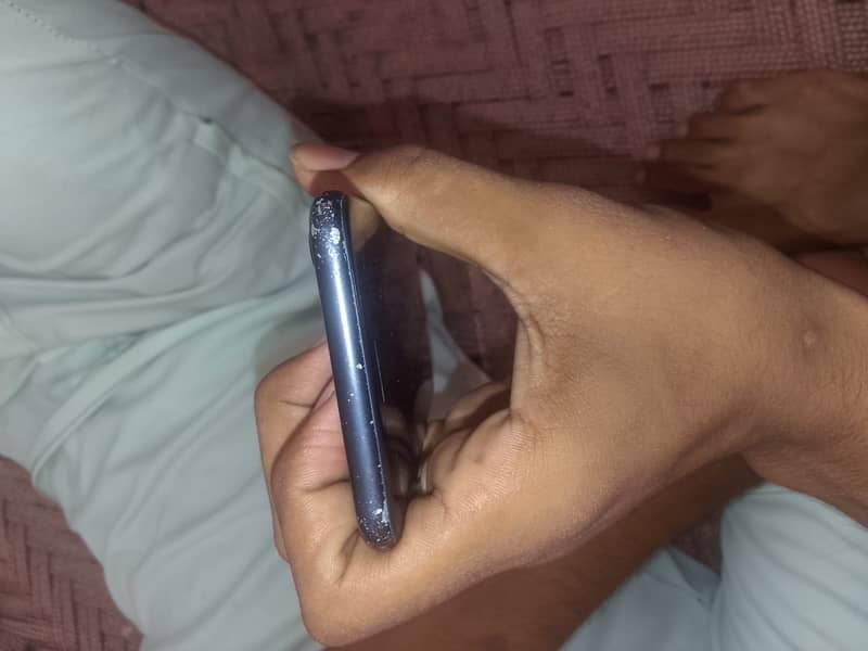 Apple iPhone 7 2