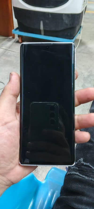 Sharp Aquos Sense6