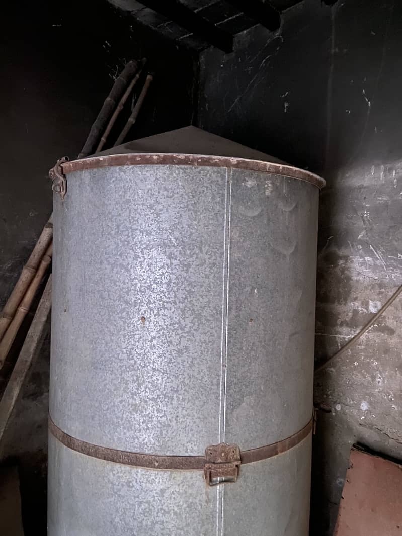 Wheat container 1