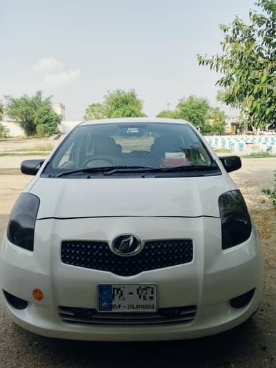 Toyota Vitz 2006