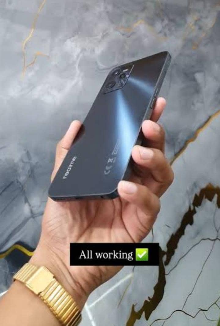 Realme C35 0