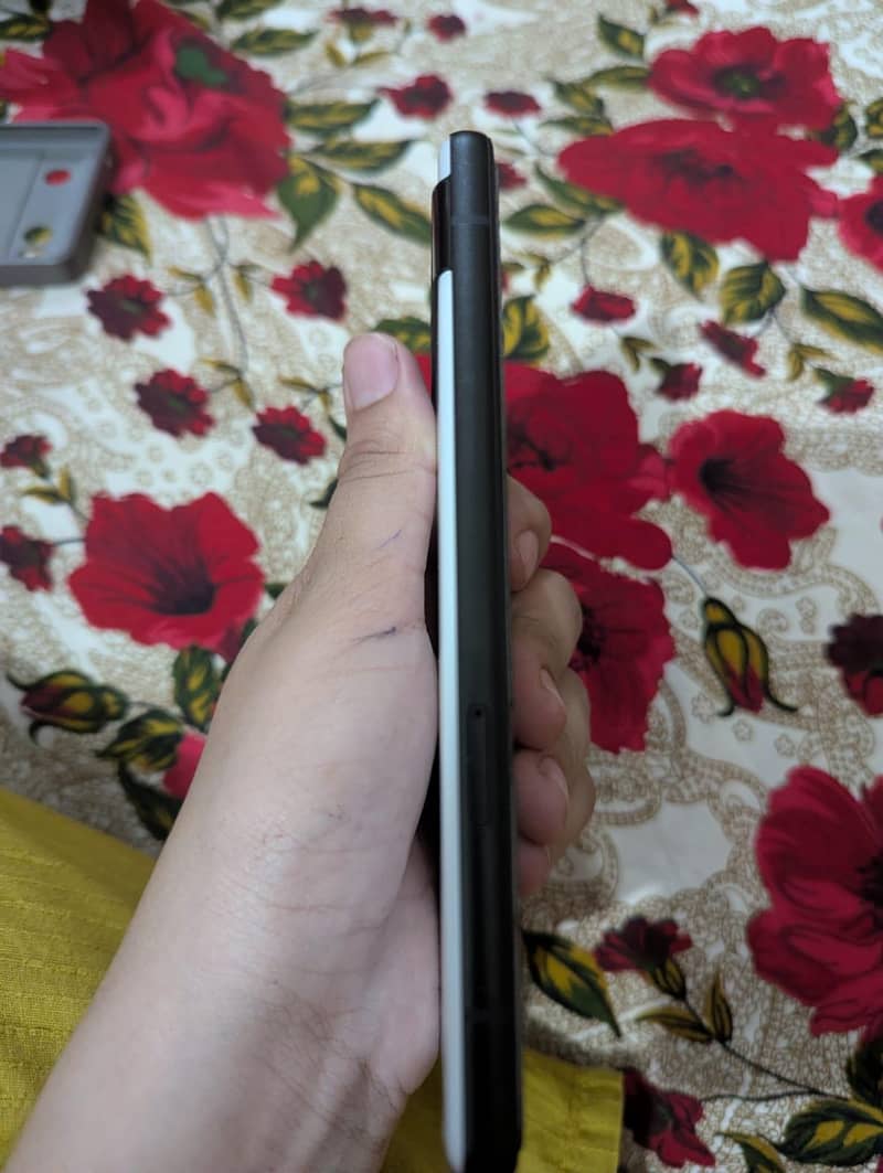 Google Pixel 6a 1