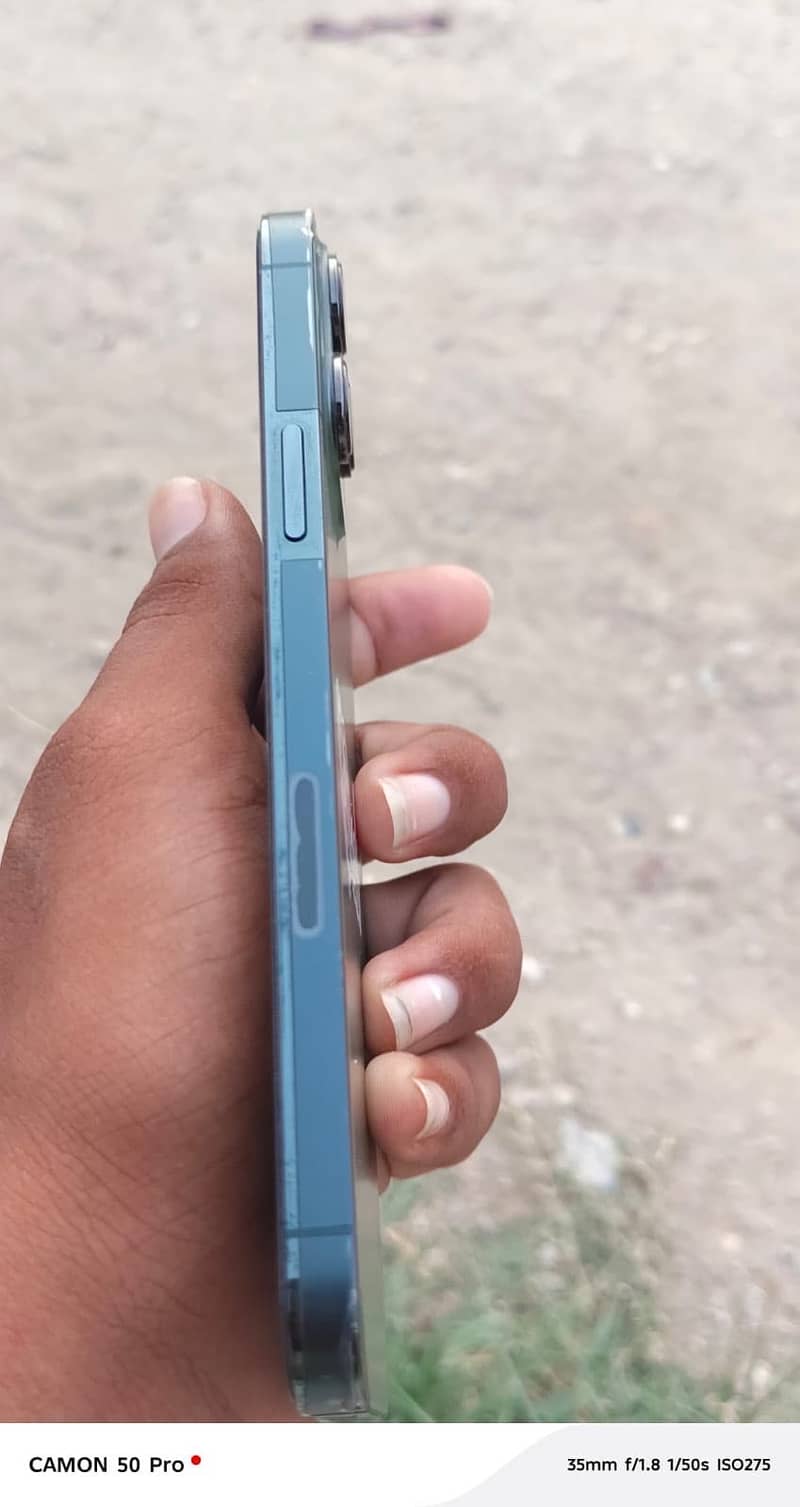 Apple iPhone 13 Pro Max 2