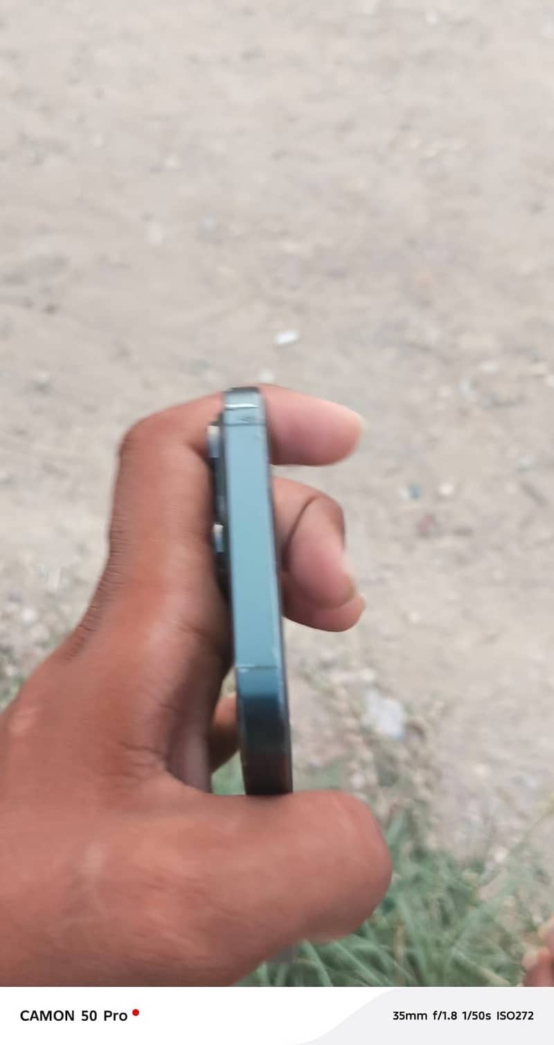 Apple iPhone 13 Pro Max 4