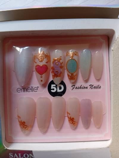 romantic myth nails