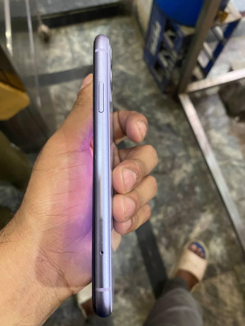 Apple iPhone 11 2