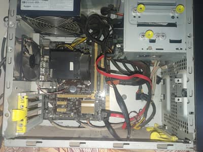 Selling my Asus B85M-G with i5 -4th gen  Processor , 8 GB RAM & PSU