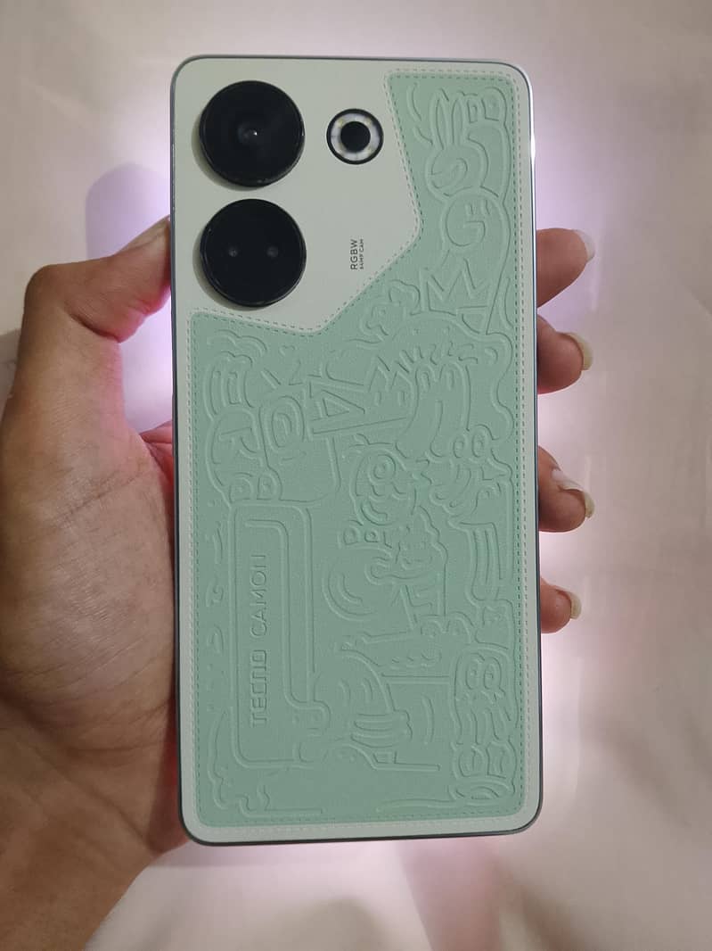 Tecno CAMON 20 1