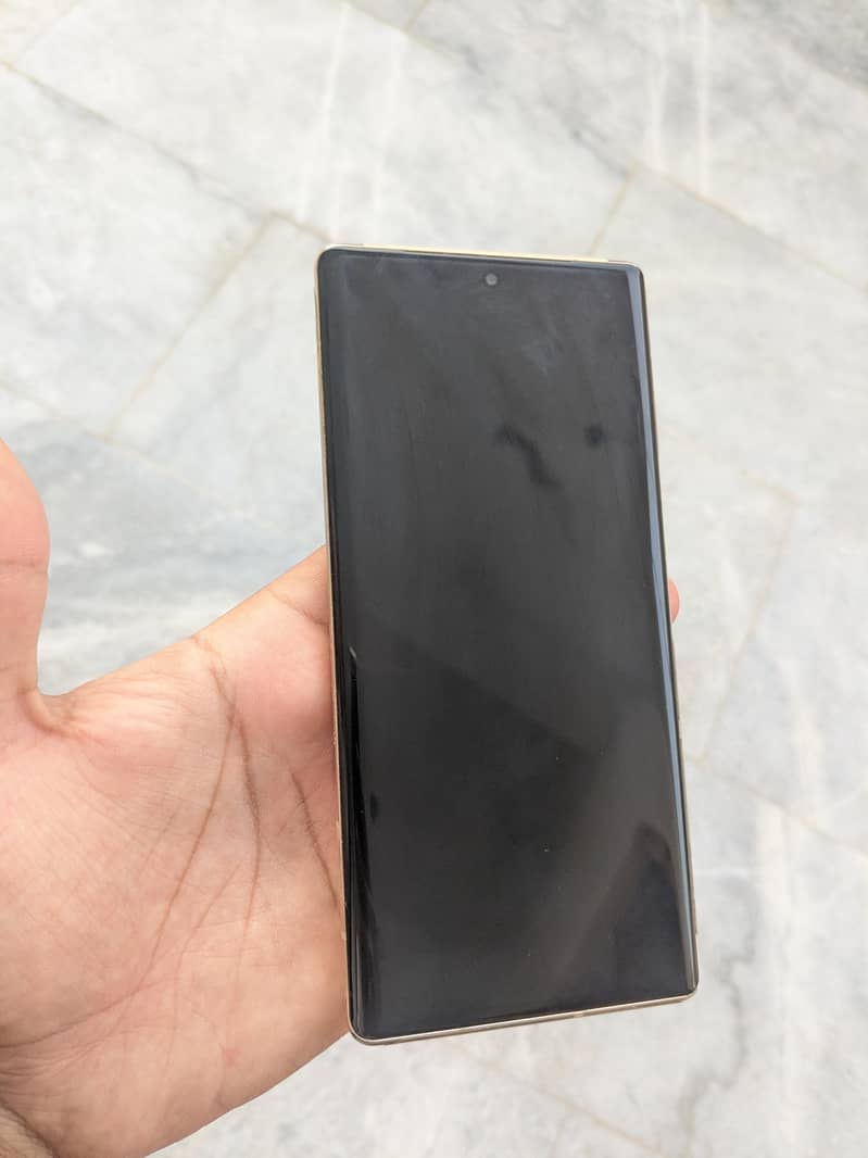 Google Pixel 6 Pro 2