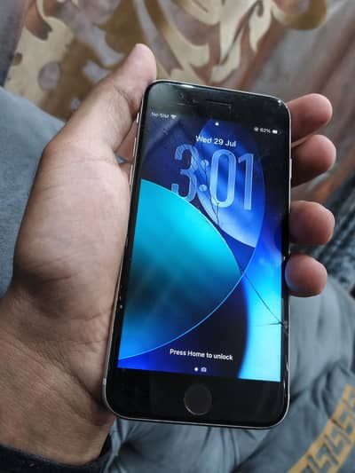 iphone se 2020 64gb esim/physical sim PTA approved