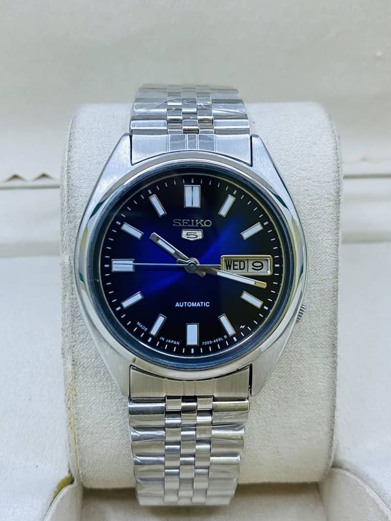 Seiko 5 automatic watch 0