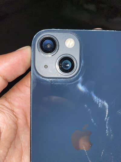 Apple iPhone 13