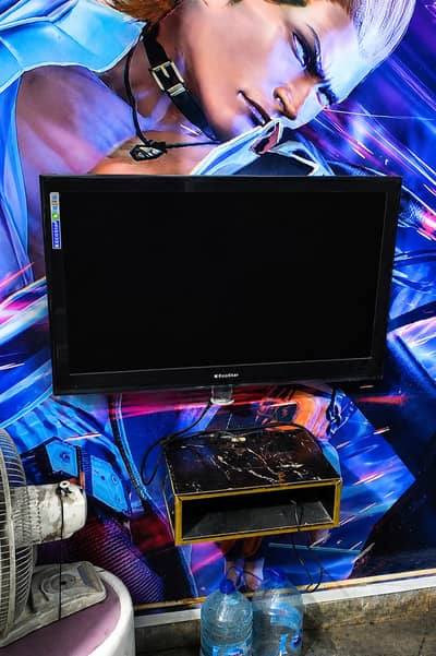 EcoStar Original 40" LED TV – Excellent Condition | Never Repair