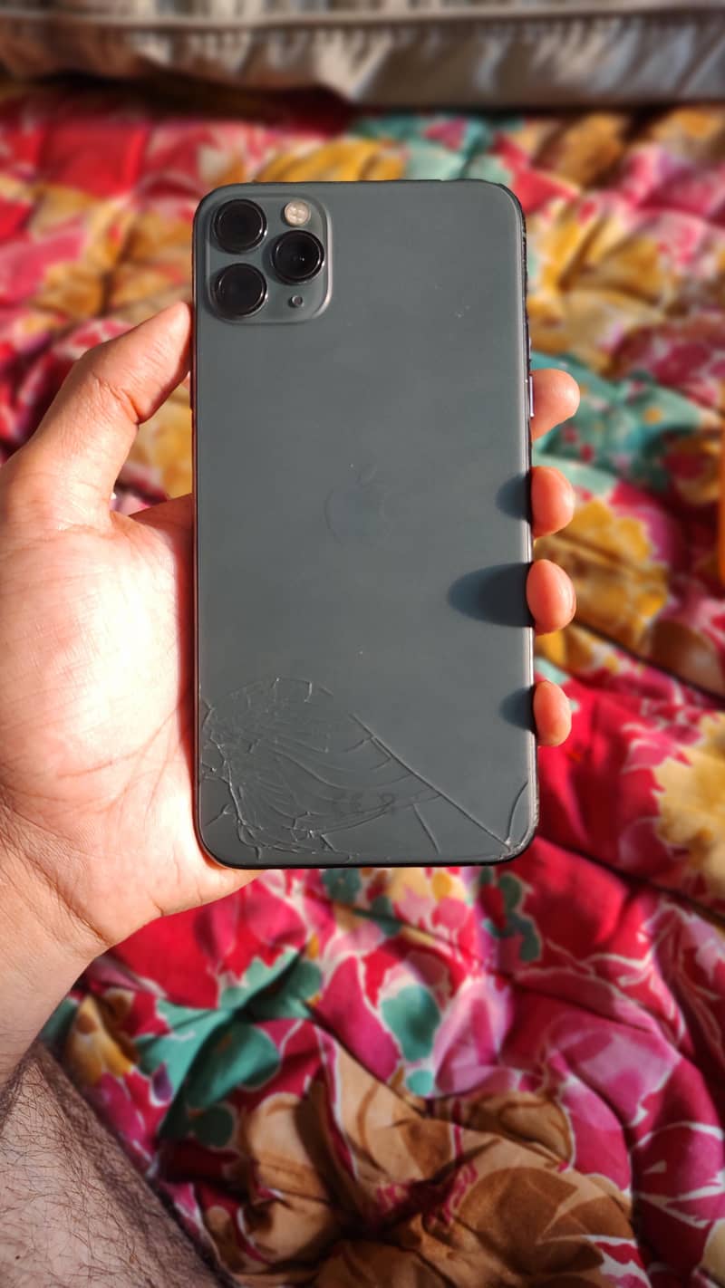 Apple iPhone 11 0