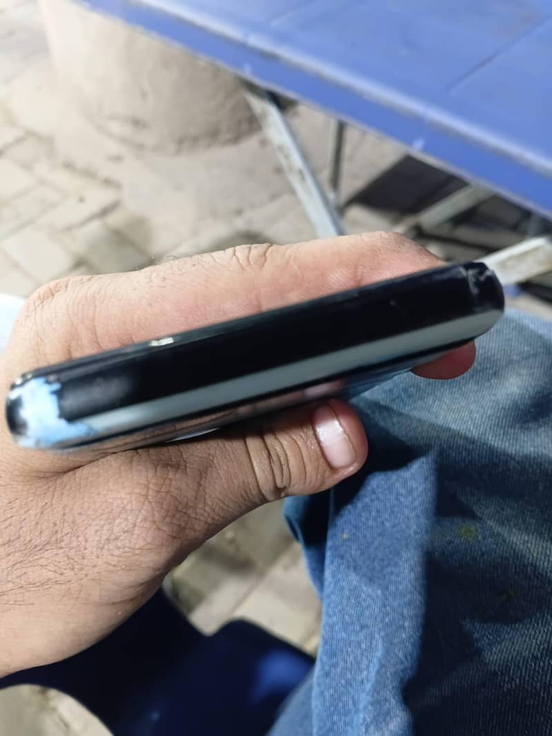 Google Pixel 6a 4