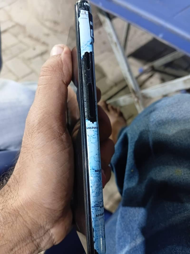 Google Pixel 6a 5