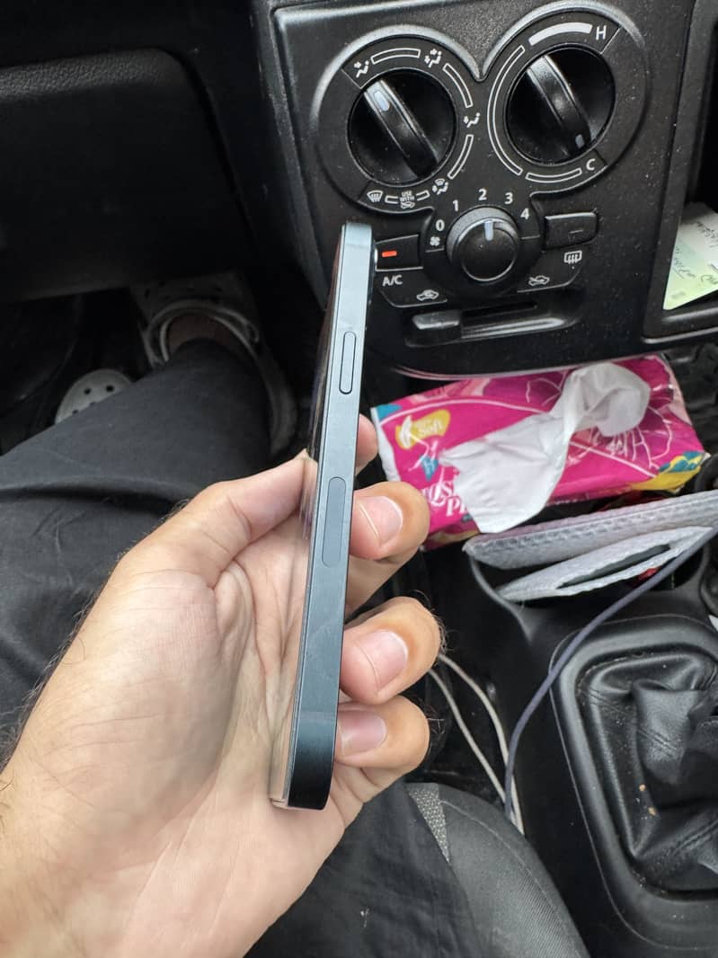 iPhone 13 jv 6